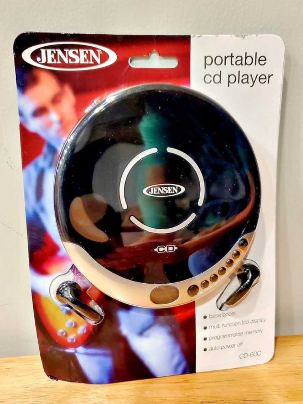 Jensen CD-60C Portable CD Player NWT Black & Silver